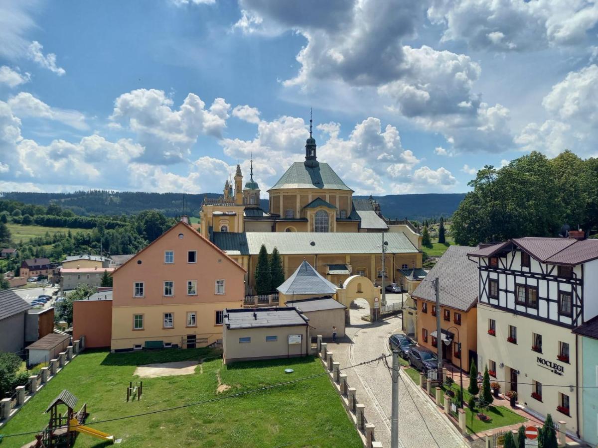 Pokoje Goscinne U Reni Wambierzyce Bagian luar foto